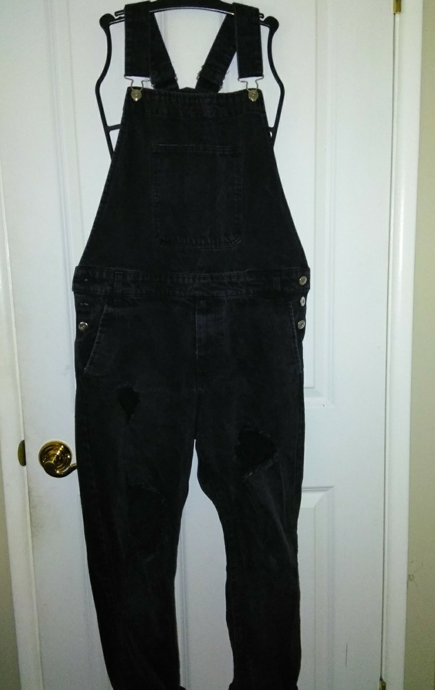Forever 21 overalls size large- black